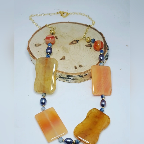 Agate, Black Freshwater Pearl gold plated chain charm necklace - Picture 2 of 4